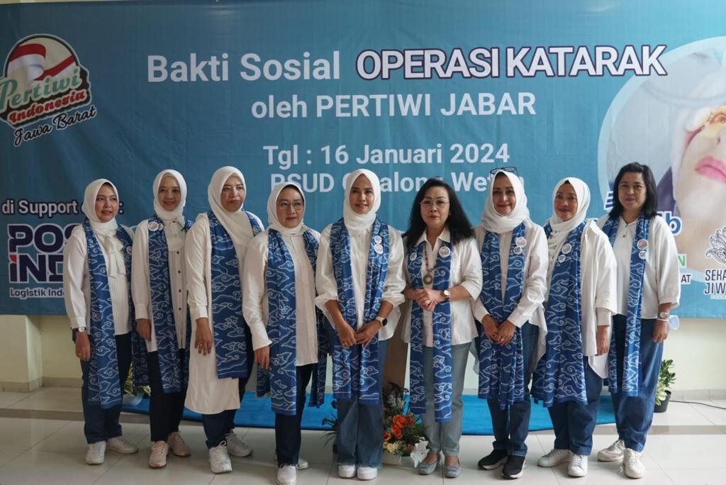Selalu Dekat dengan Masyarakat, Pos Indonesia dan Pertiwi Jabar Fasilitasi Operasi Katarak Gratis