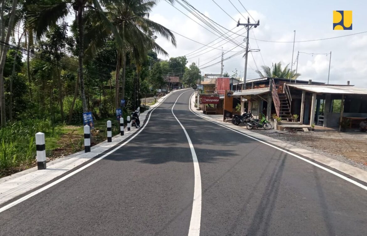Tingkatkan Konektivitas Masyarakat, Presiden Jokowi Resmikan 7 Ruas Inpres Jalan Daerah (IJD) di Provinsi DIY