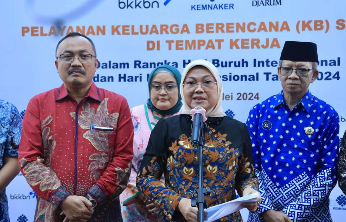 Menaker Tekankan Pentingnya Kesehatan Reproduksi di Tempat Kerja