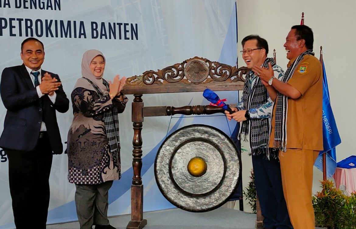 Kemenperin Gandeng Krakatau Posco, Tempa Kompetensi SDM Industri Baja