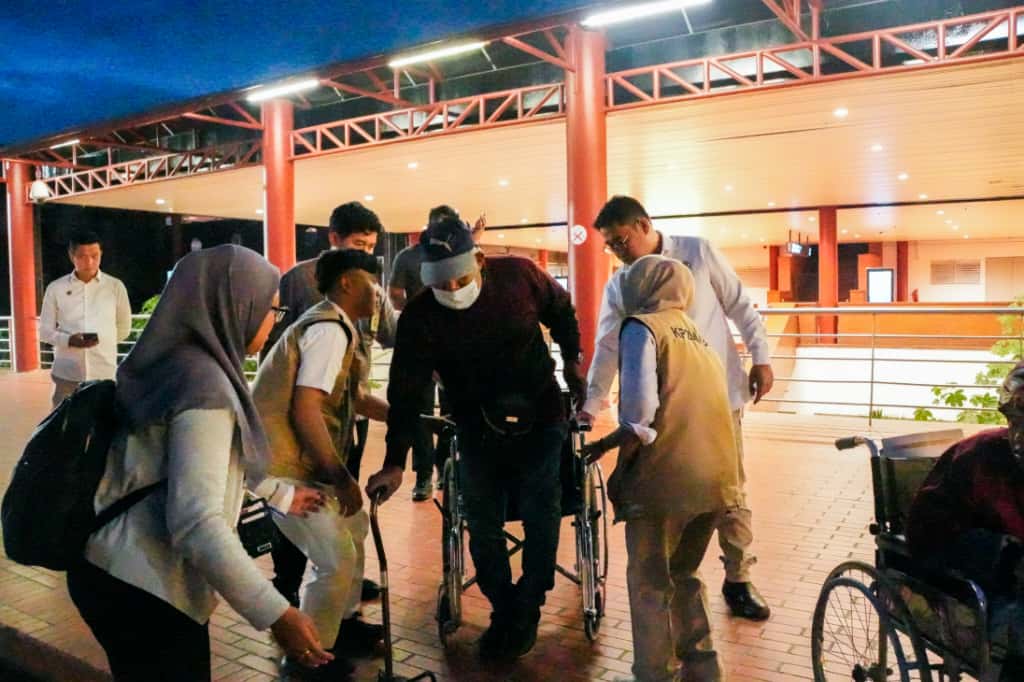 KemenP2MI Kawal Sampai Kampung Halaman Pemulangan 33 Pekerja Migran dari Malaysia ke RI